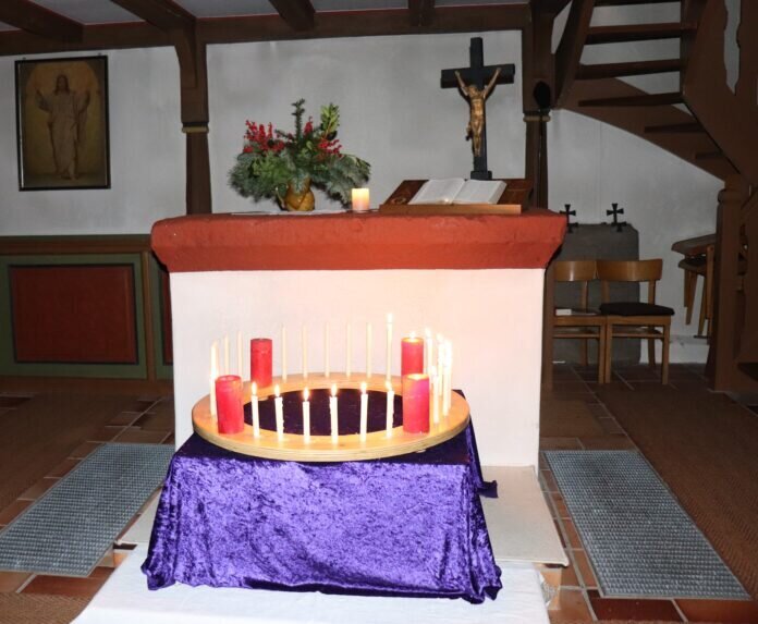 20211213-L0090004-Lardenbacher Adventskranz