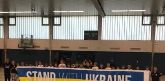 Solidaritätsbekundung beim U10 Spiel