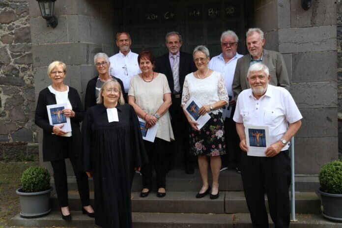 20220619-L0090003-Diamantene Konfirmation Lardenbach Weickartshain