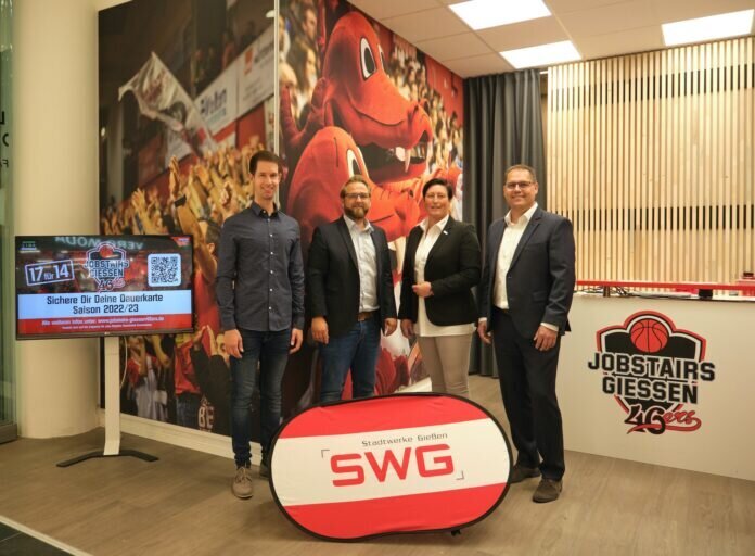 2022-08-23 Pressebild_Kooperation Jobstairs Gießen 46ers (3)