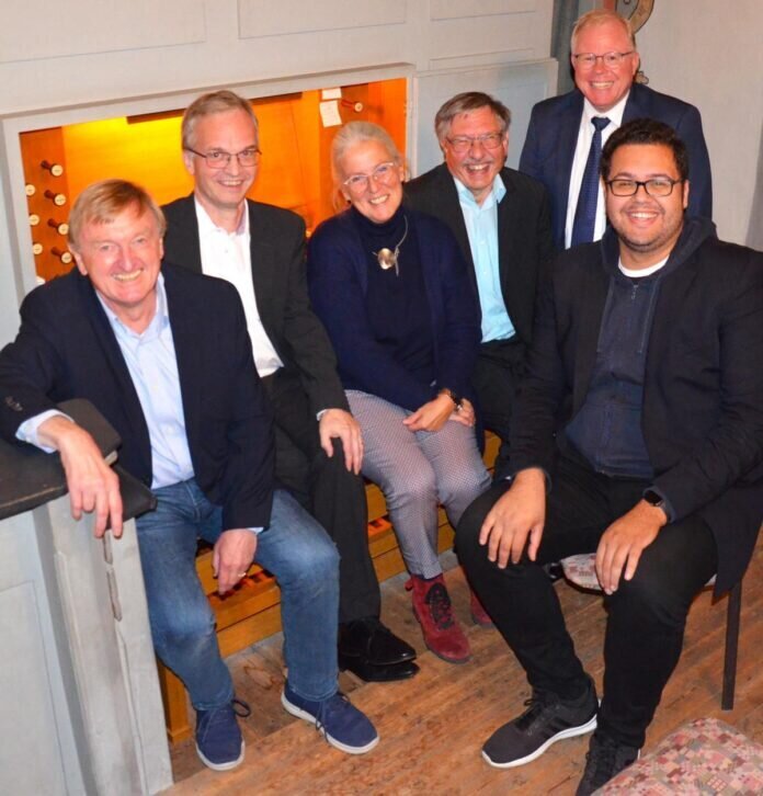 K1600_DSC_0361 Das Team der musikalischen Weltreise mit Orgel Kopie