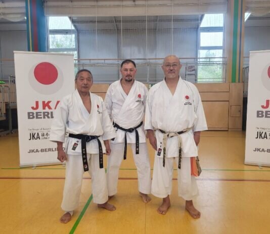 Lollarer Karateka absolvieren Lehrgang in Berlin mit legendären japanischen Meistern