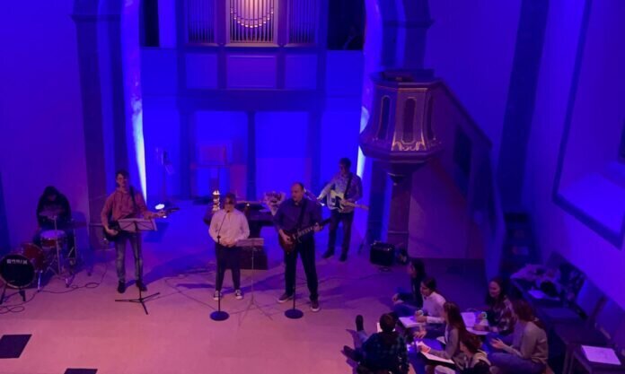 16BA7455-33A2-4281-B342-4308BDAA20AB