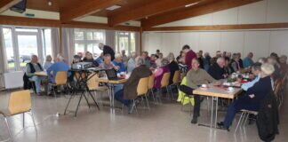 Adventsstimmung beim Seniorentreff in Lardenbach