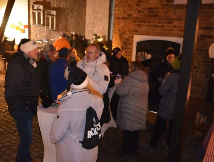 DSC_0170 Heißgetränke im Hof Schwellnus Holzheim