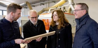 Mitglieder der SPD-Kreistagsfraktion informieren sich bei Führung durch die „Reha Mitte“ über Arbeitsfelder der Lebenshilfe