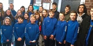 Laubacher Rettungsschwimmer zeigten starke Leistungen und holten viele Treppchenplätze bei Bezirksmeisterschaften