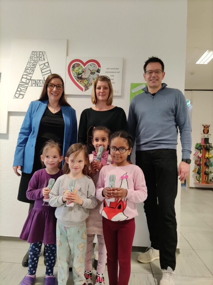 9DF0246D-AA1B-4AB5-B6AF-25D0ABE52861