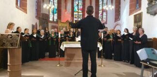 „Northern Lights & Roses“: Chor TeuTonia Nordeck zu Gast bei den Rosentagen in Eltville