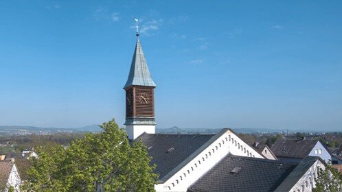 Kirche Kleinlinden