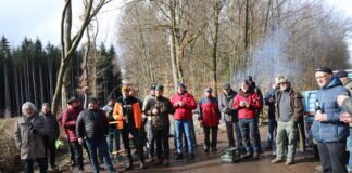 Nach dem Zuschlag wurde zünftig gefeiert