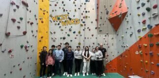 Hoch hinaus – Klasse 7a klettert im Liebknechthaus