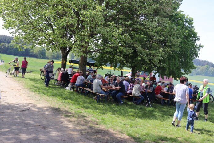 20240501-P0030001-50. Drei-Linden-Fest Stockhausen (4)