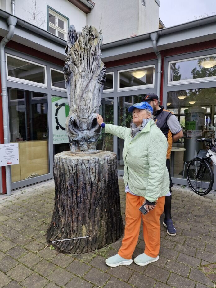 Benedetta-von-Collenberg-mit-Kriegspferd