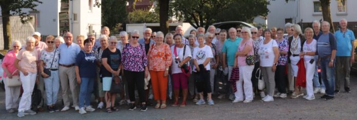 20240903-P0030002-Senioren-Ausflug Offenbach - Frankfurt (7)