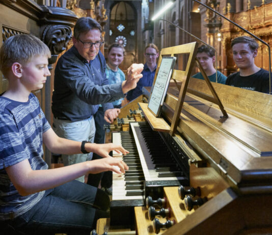 Orgelspiel, Chorleitung und vieles mehr