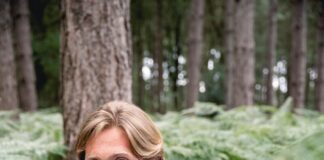 „Als ich aus der Zeit fiel“ – Lesung mit Jens Jüttner am 18. September im plusPunkt