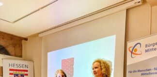 Netzwerktreffen mittelhessischer Stiftungen im Schloss Marburg: Austausch über aktuelle Themen und Neuerungen der Stiftungsnovelle