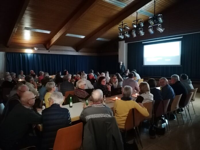 20241012-P0090001-Bilderabend Kulturring Weickartshain