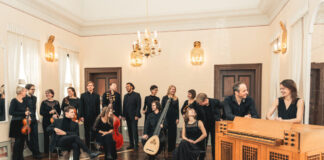 Festliche Weihnacht mit Ensemble 1684