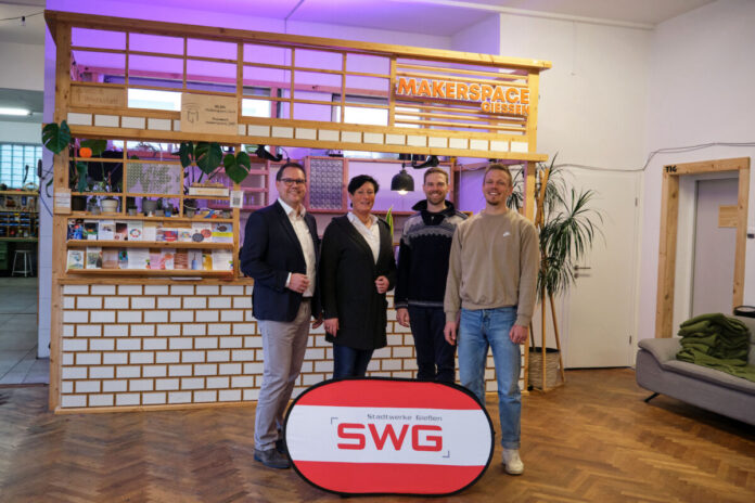 2024-11-19 Pressebild_Kooperation Makerspace