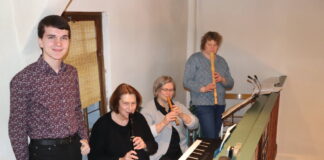 Musikalischer Gottesdienst mit neuem E-Piano