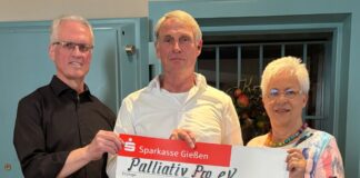 Sparkassen-Senioren spenden 1.500 Euro für Palliativ Pro