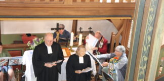 Christi Himmelfahrt verbindet wie eine Brücke