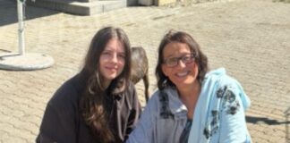 Kreativität und Tierschutz: Helmut-von-Bracken-Schule unterstützt Tierheim Gießen mit nachhaltiger Shirt-Aktion