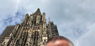 Andreas Läufer treibt es auf die Spitze