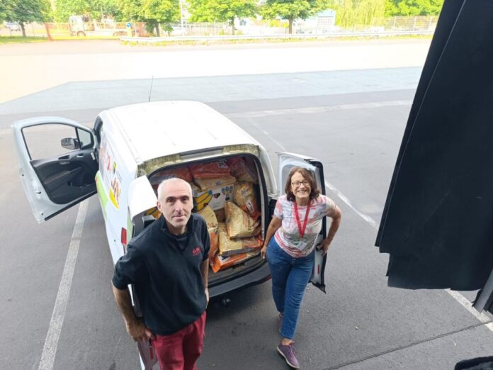 2025-07-10 Bild Futterspende REWE