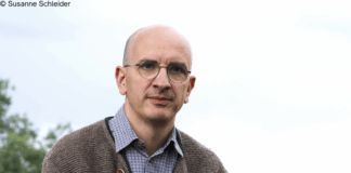 Wie Grischa mit einer verwegenen Idee beinahe den Weltfrieden auslöste. Lesung und Gespräch mit Jakob Hein