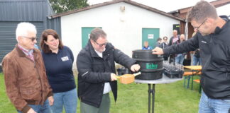 Beste Stimmung beim 17. Oktoberfest in Lardenbach