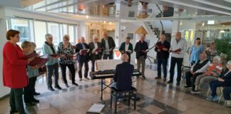 Sangesfreunde gastierten im Seniorenheim
