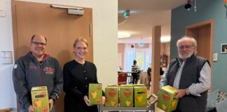 SPD Kleinlinden verschenkt Apfelsaft an AWO Senioren Tagesstätte