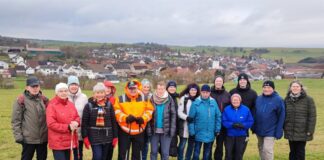 Pilgern rund um die Nikolauskirche von Geilshausen
