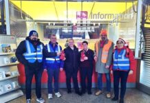 PRO BAHN Hessen verteilte rote Geschenkbeutel an Heiligabend an Bedienstete in Bahnhöfen in Hessen – auch in Gießen