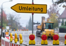 Kranaufstellung führt zu Busumleitungen