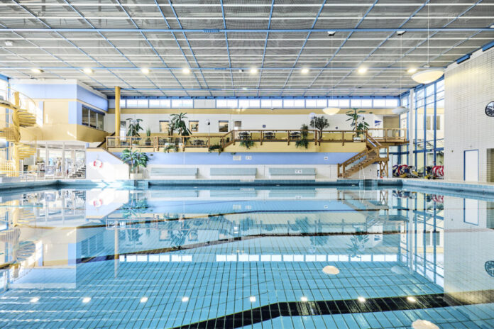 2024-08-26 Hallenbad Ringallee_Schwimmhalle (19)
