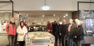 Senioren besuchten Erinnerungsort Notaufnahmelager