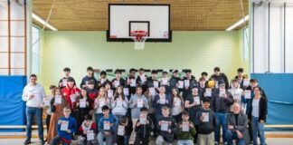 Fleiß, Ehrgeiz und viel Freude an der Bewegung – über 50 Sportabzeichen an der Alexander-vom-Humboldt-Schule verliehen