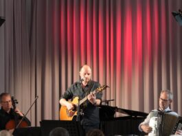 CHRISTIAN WUSTRAU- Ozeanblau: Musikpoesie – Vom Wachsen & Werden