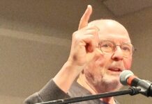 „De fidele Owwerhesse“ Jochen Rudolph feierte Premiere bei der “Buß-Arnold-Stiftung” in Holzheim