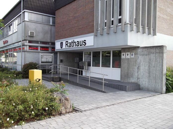 39442790_1906021609444754_8697968172139020288_n