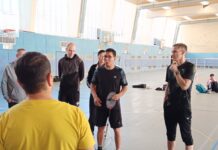 Badminton: Gemeinsame Trainingseinheit mit spanischem Nationaltrainer