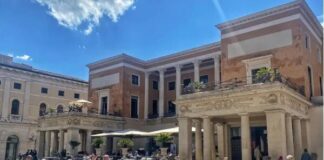 ERASMUS-Studentin und DIG-Vorstandsmitglied Maria Masala begeistert für Padua und das italienische Leben mit ihrer Erfahrung via Zoom direkt aus Italien