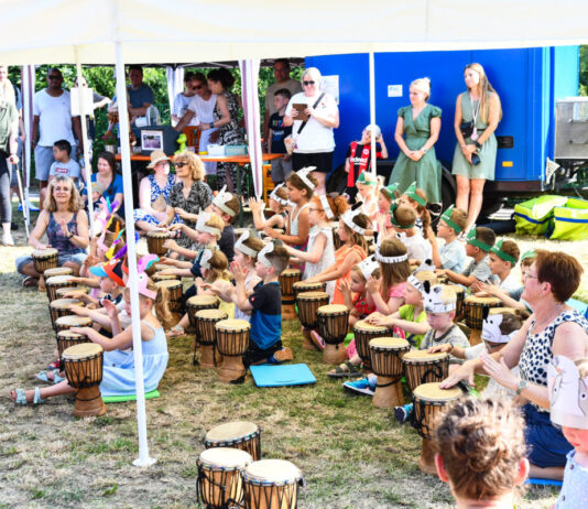 30 Jahre Kita Nordeck-Winnen: Jubiläum voller Trommeln, Tanz und strahlender Kinderaugen