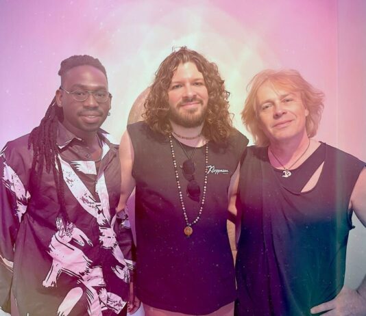 Kirchberg Konzert mit Khadim Seck, Tony Clark & Max Clouth