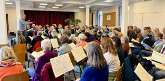 Zwei Kantoreien, ein großes Werk: Gemeinsame Probe für Brahms-Requiem