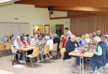 Geselliges Mittagsbuffet beim Seniorentreff